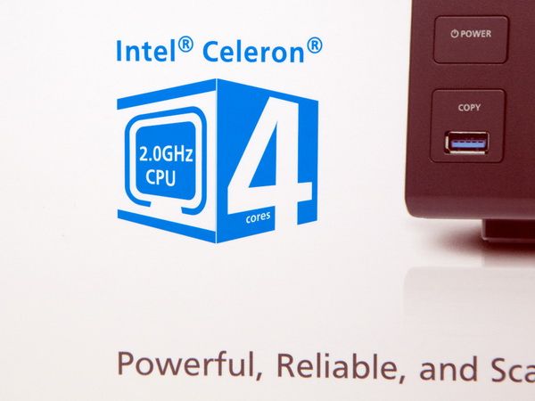 QNAP TS-453 Pro-8G NAS Packaging, Contents And Exterior