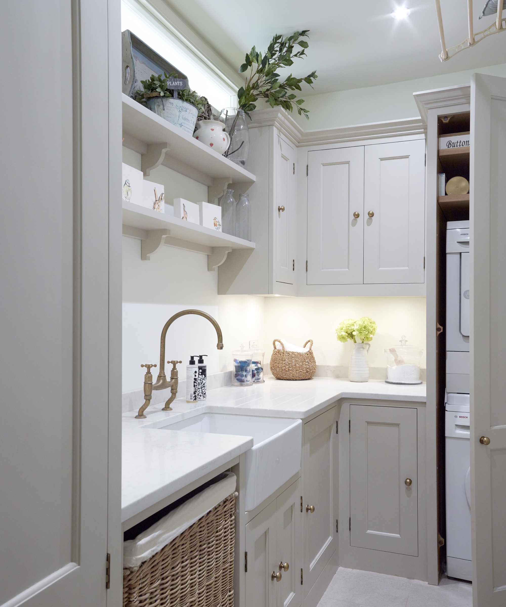 Higham Furniture Traditional painted shaker utility room