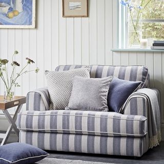 barmouth cuddle chair stripe with cushions