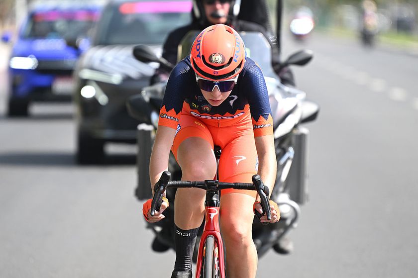 JEBEL HAFEET, UNITED ARAB EMIRATES - FEBRUARY 08: Sara Luccon of Italy and Team Top Girls Fassa Bortolo competes in the breakaway during the 4th UAE Tour Women 2026, Stage 4 a 156km stage from Al Ain Hazza Bin Zayed Stadium to Jebel Hafeet 1042m / #UCIWWT / on February 08, 2026 in Jebel Hafeet, United Arab Emirates. (Photo by Tim de Waele/Getty Images)