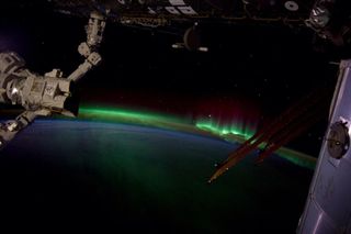 Aurora from ISS by Wiseman, Sept. 12, 2014