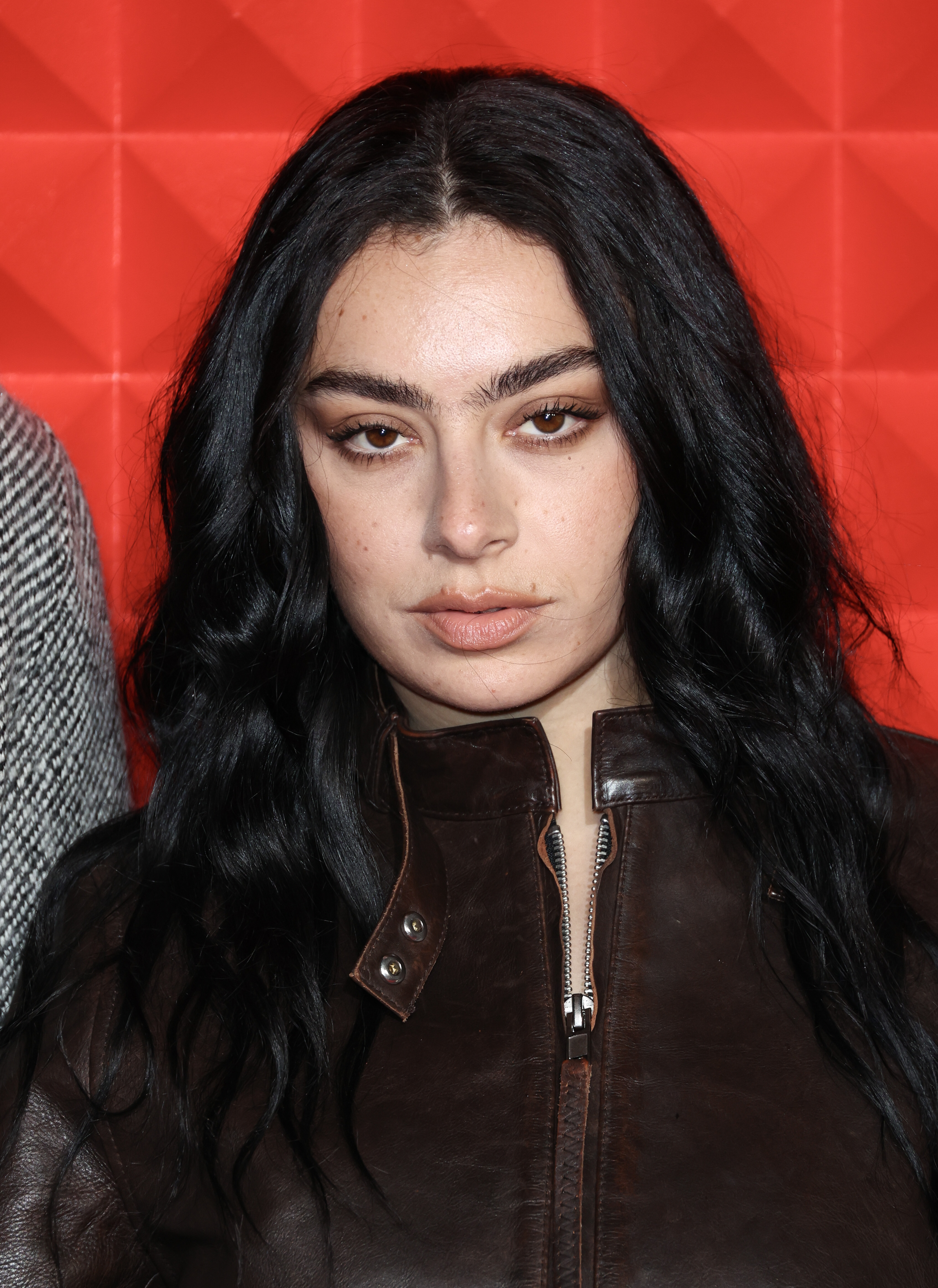 smokey - charlie xcx