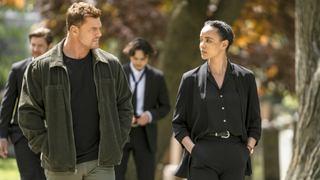 (L-R) Alan Ritchson as Jack Reacher and Maria Sten as Frances Neagley in "Neagley" season 1 on Prime Video
