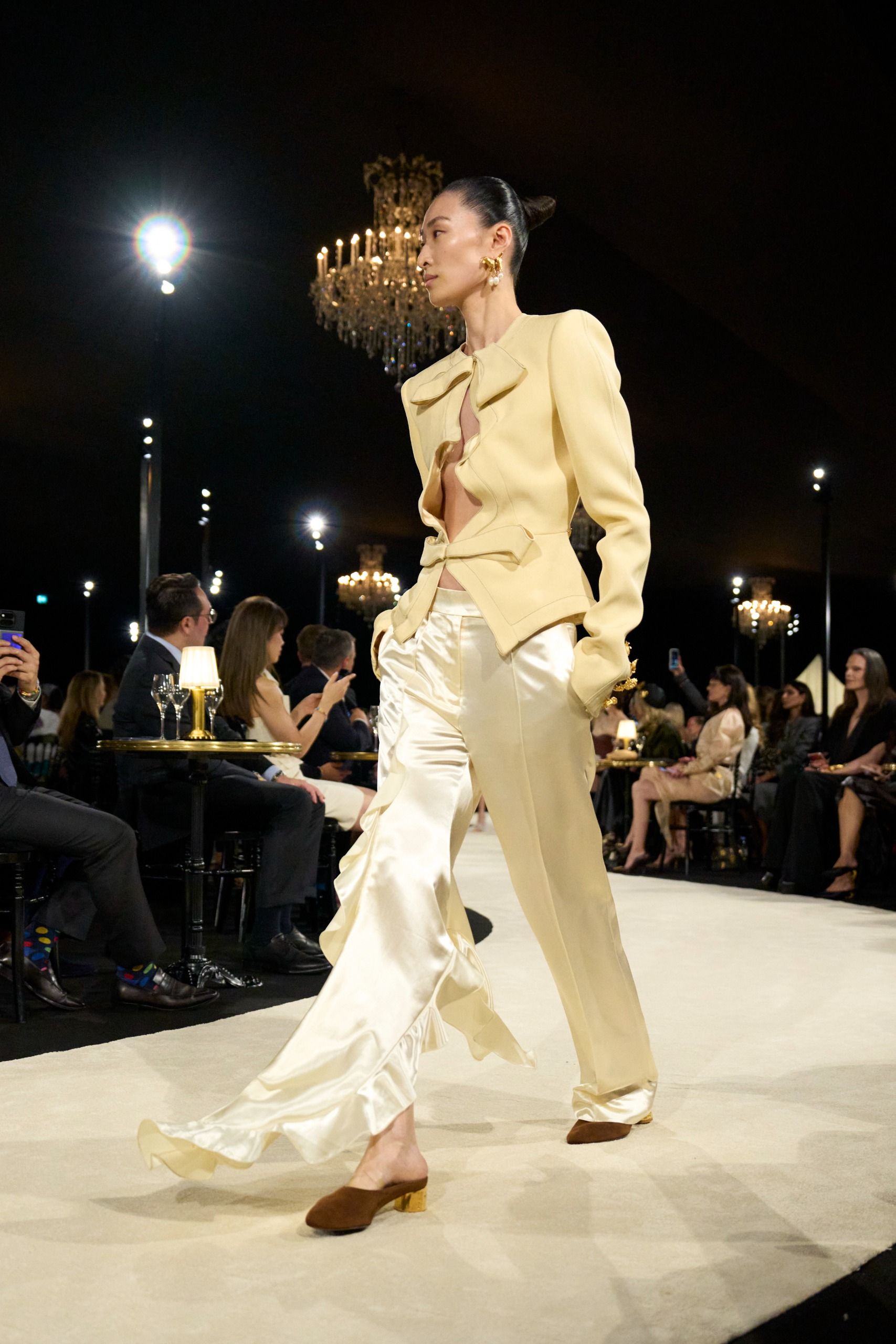 Schiaparelli S/S 27 runway