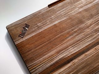 Lenovo Thinkpad Z13 Wood Exclusive
