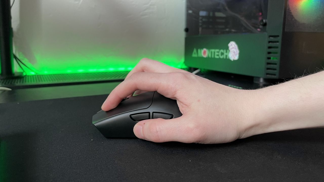 The Razer Viper V3 Pro is perfect for claw grip styles