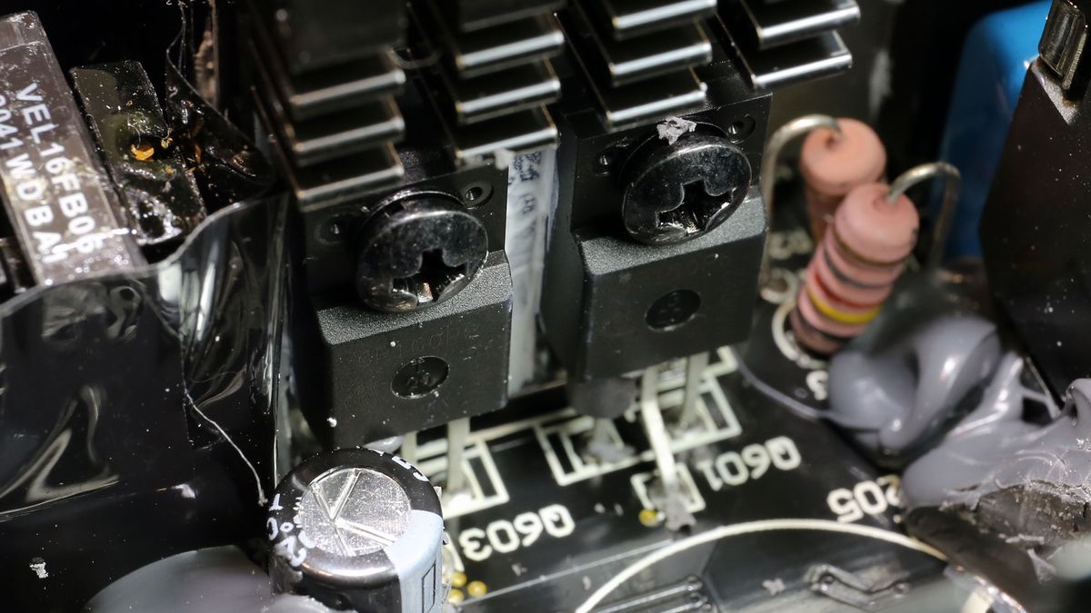 EVGA 850 P6
