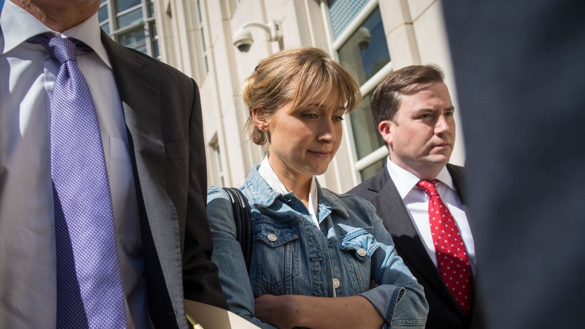 What is Nxivm? The Week