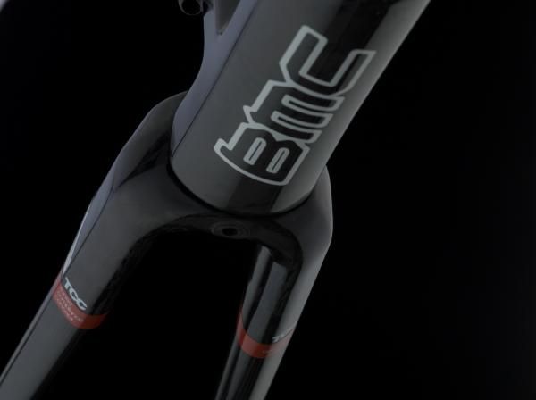 The new SLR01 fork gets a tapered steerer tube that flares from 1 1/8" up top to 1 1/4" at the fork crown.