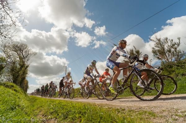 FDJ-BigMat lead the peloton.