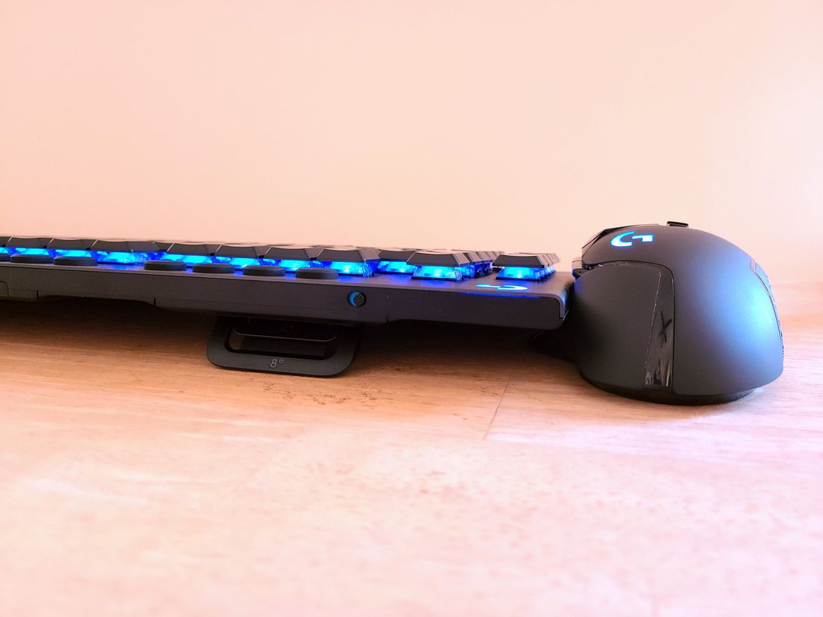 Logitech G915 Lightspeed Rear