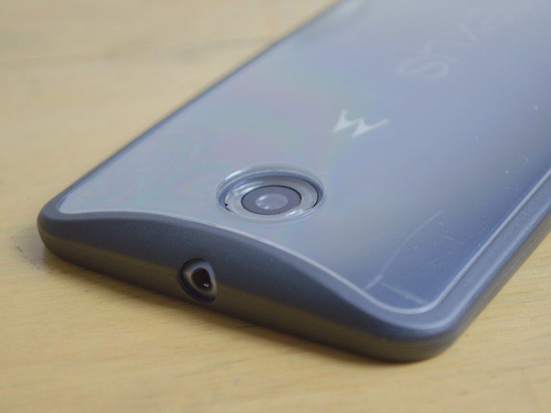 Amzer SlimGrip Hybrid Headphone Jack