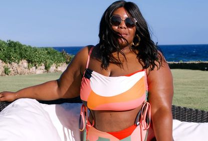 Curvy Bikini Pics