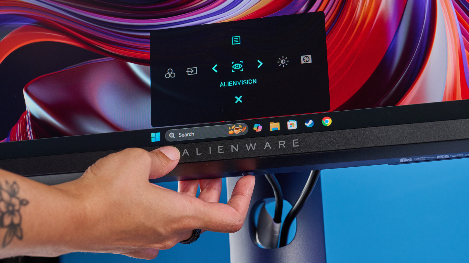 An Alienware AW2525HM monitor