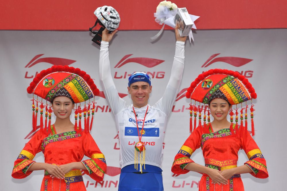 Fabio Jakobsen (Quick Step Floors) also kept the white jersey as best young rider