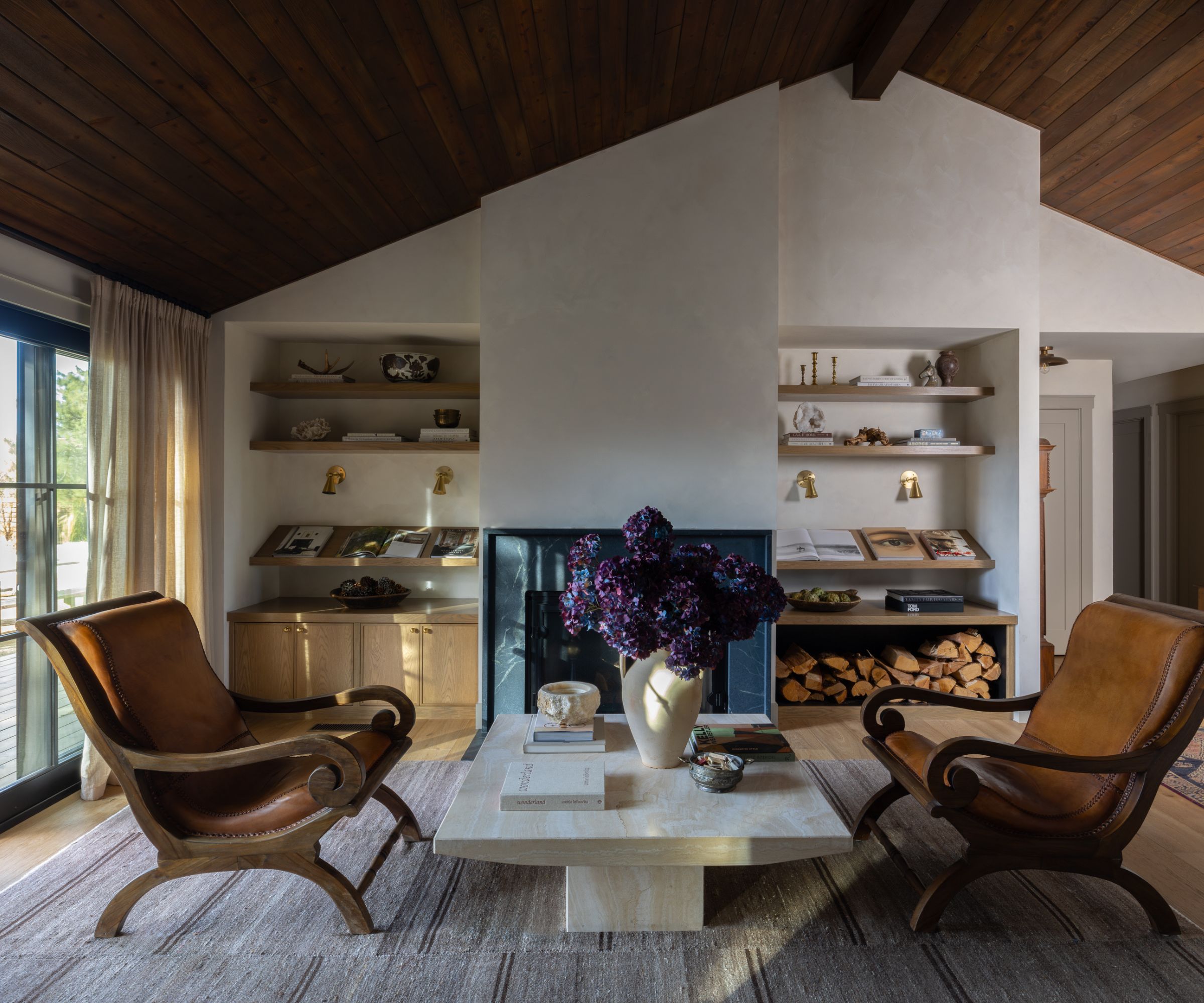 a calm ranch-style home designed by Clouz Houz