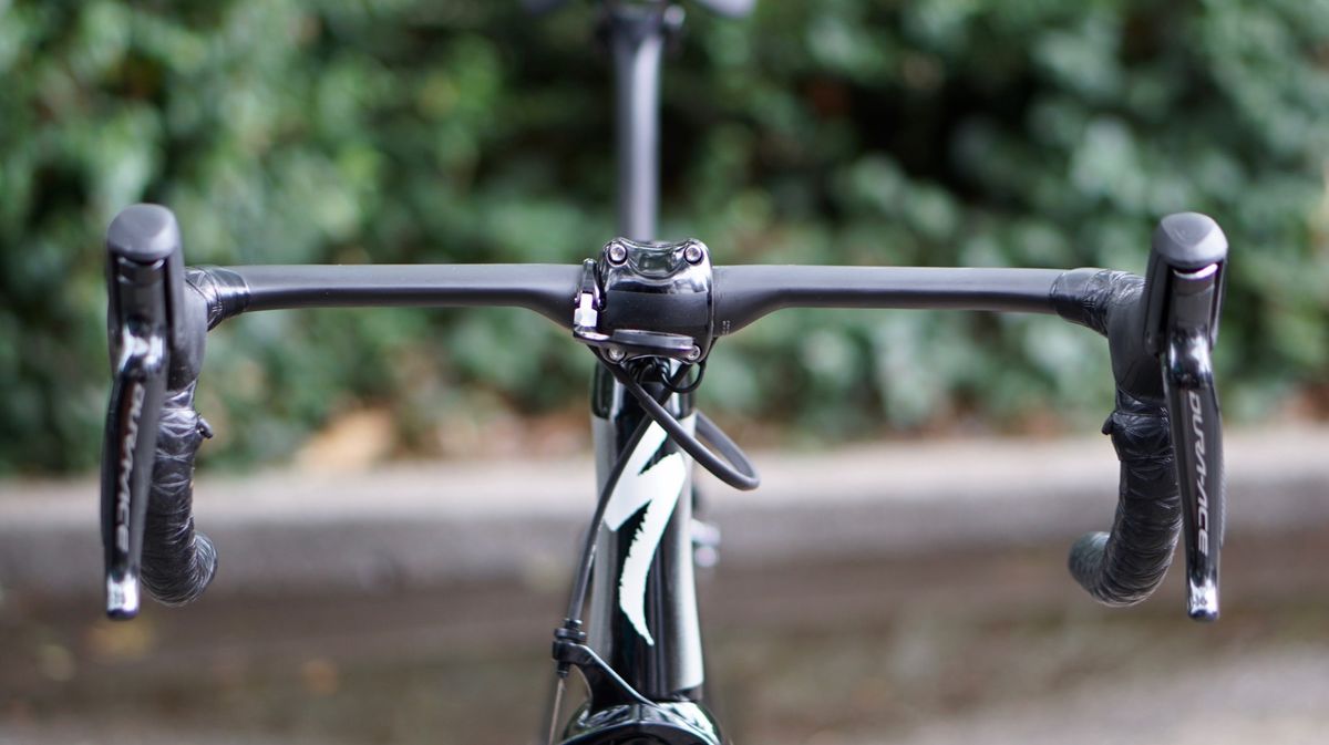 Specialized's Aerofly bar offers a short profile to the wind
