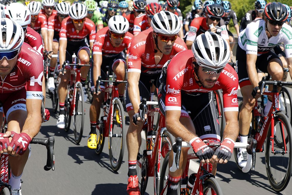 Trek-Segafredo tried to bust things up in the last 30km