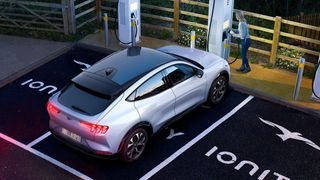 10% to 80% in just 38 minutes is possible with a fast charger