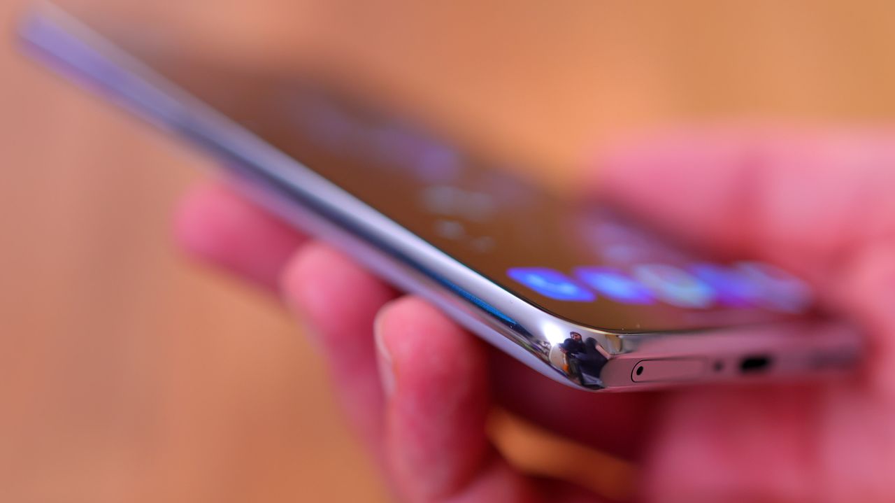 A photo of the OnePlus 10T smartphone