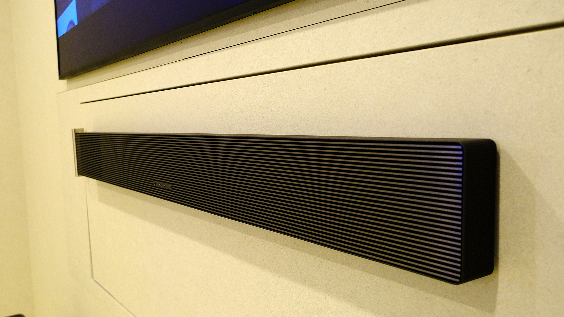 Samsung QS700F convertible soundbar on a wall in its flat configuration