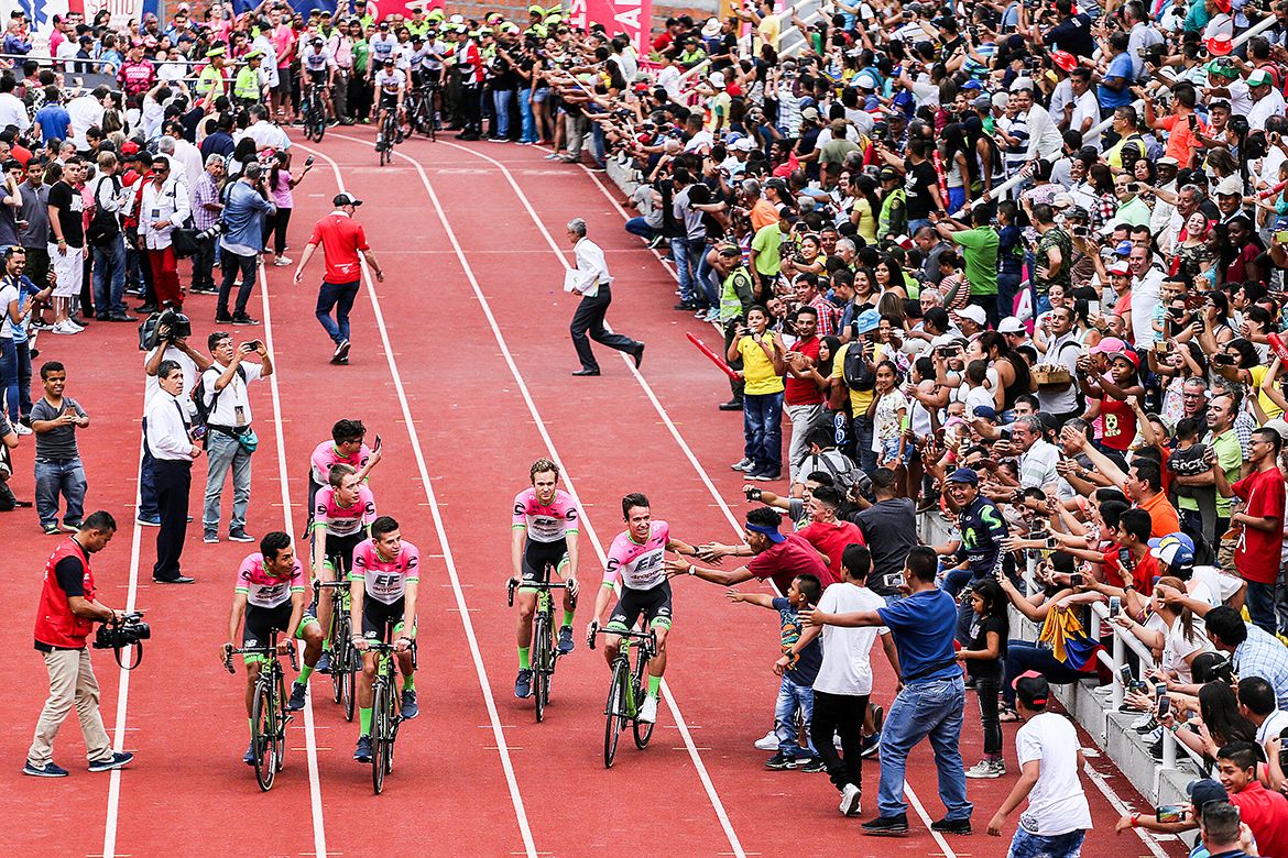 Rigoberto Uran (Education First-Drapac) salutes the crowds at the Estadio Francisco Rivera Escobar.