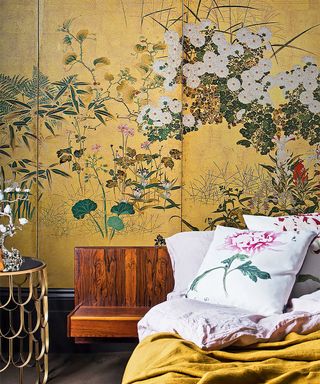 Decorating with gold: 5 ways to give your home the Midas touch