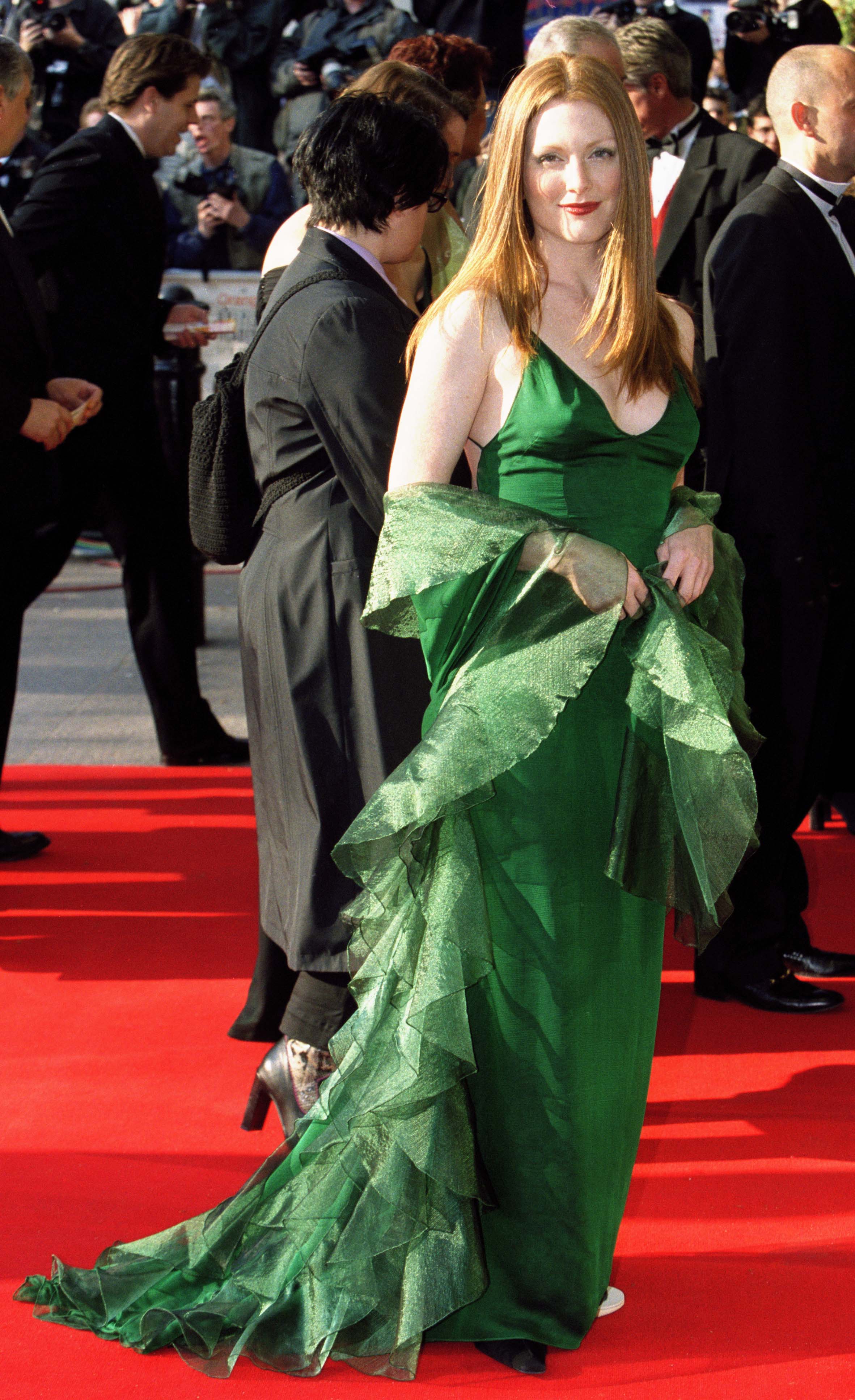 Julianne Moore Attends The 2000 Bafta British Academy Film Awards in London. (Photo by Justin Goff Photos\Getty Images)