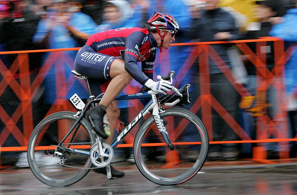 Dominique Rollin soloed to the stage win on the race's longest, most ardous day in 2008