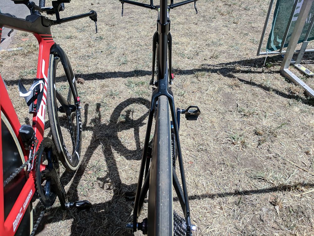 Here you can see just how narrow the profile of the BMC Teammachine is