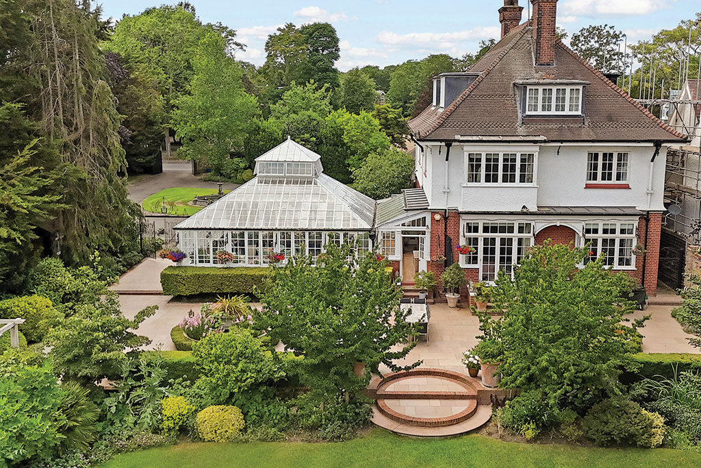 House for sale: Warneford, Lower Teddington Road, Kingston Upon Thames. 