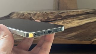 The Xiaomi 13 handset in Flora Green