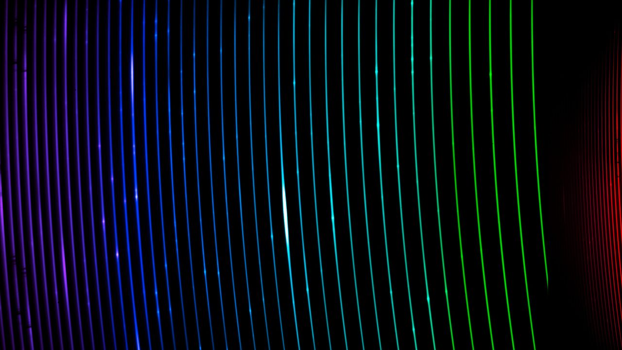 Telescope sees binary star's beautiful rainbow spectra | Space photo of the day for Oct. 2, 2025