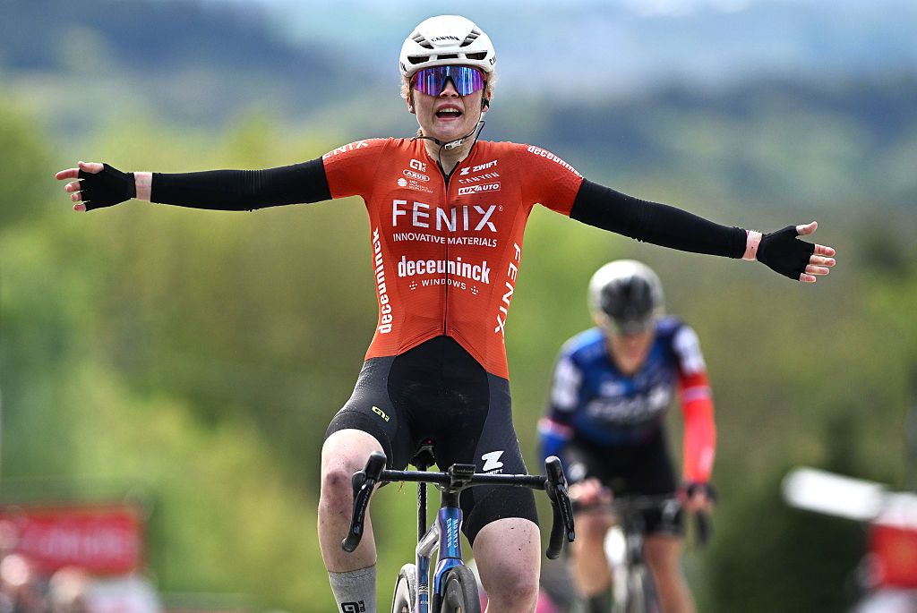 La Flèche Wallonne Femmes LIVE: Puck Pieterse out to defend her title on the mythical Mur de Huy