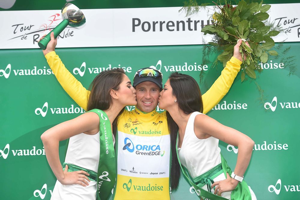 Albasini is in yellow for stage 4.