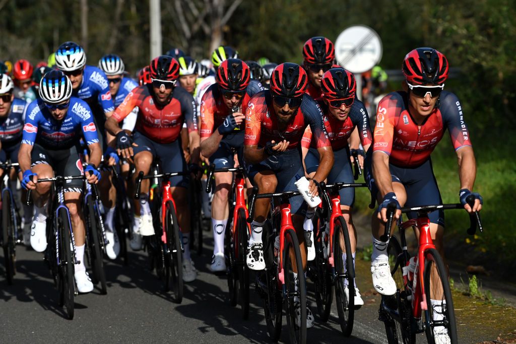 Ineos Grenadiers tried to control the Volta ao Algarve peloton