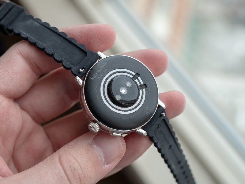 Kate Spade Scallop 2 smartwatch