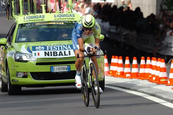 Vincenzo Nibali (Liquigas-Cannondale) would finish in 14th place, 18 seconds behind Cancellara.