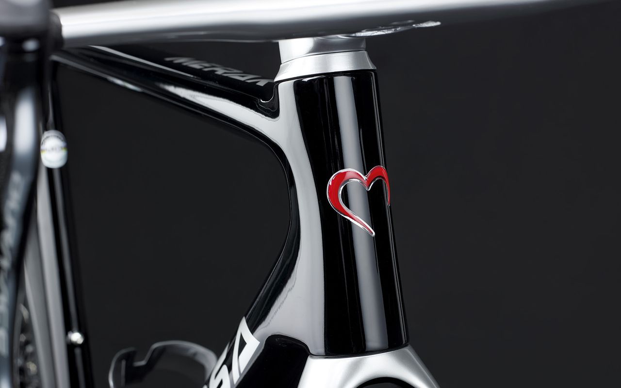 A look at the redesigned head tube badge for the brand
