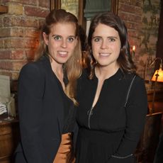 Princesses Beatrice and Eugenie attend Sofia Blunt dinner