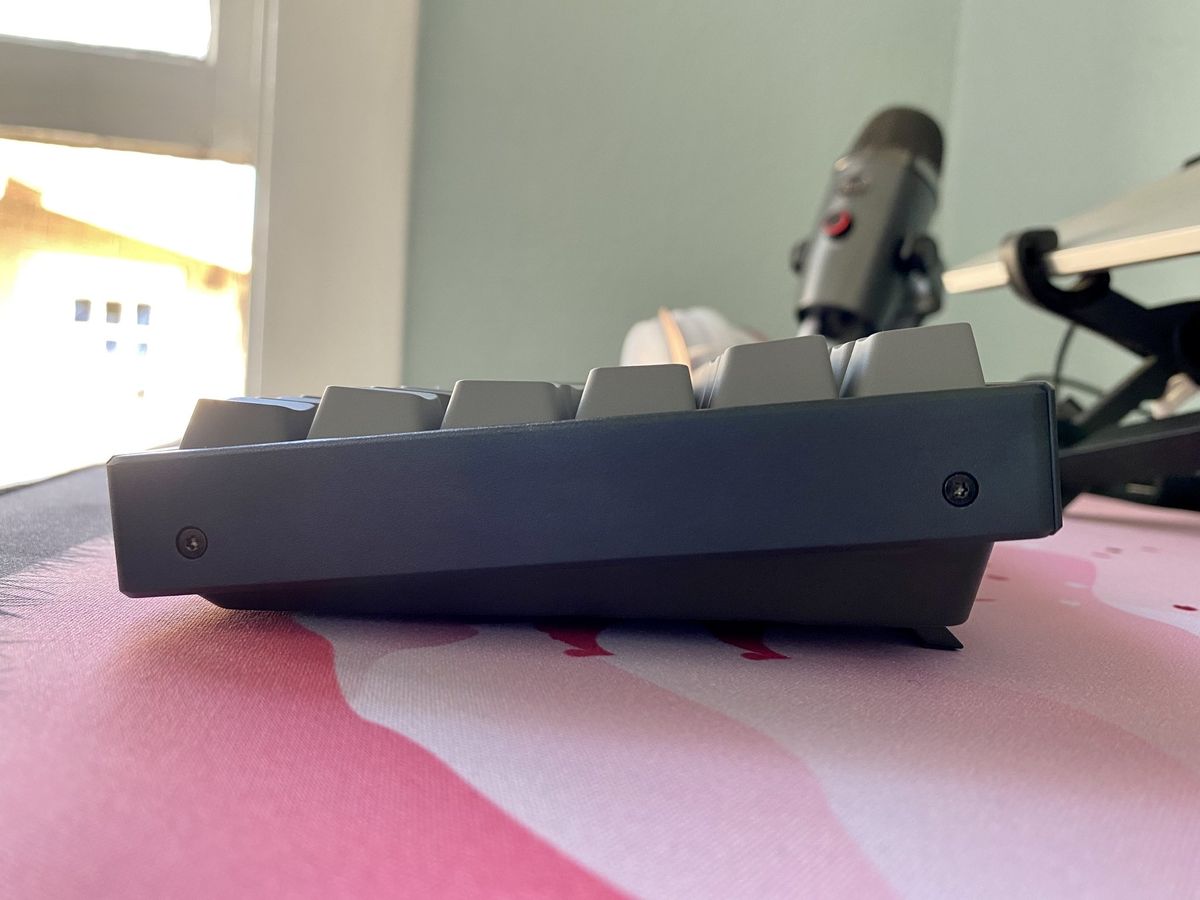 Keychron K2 V2 Low Kickstand