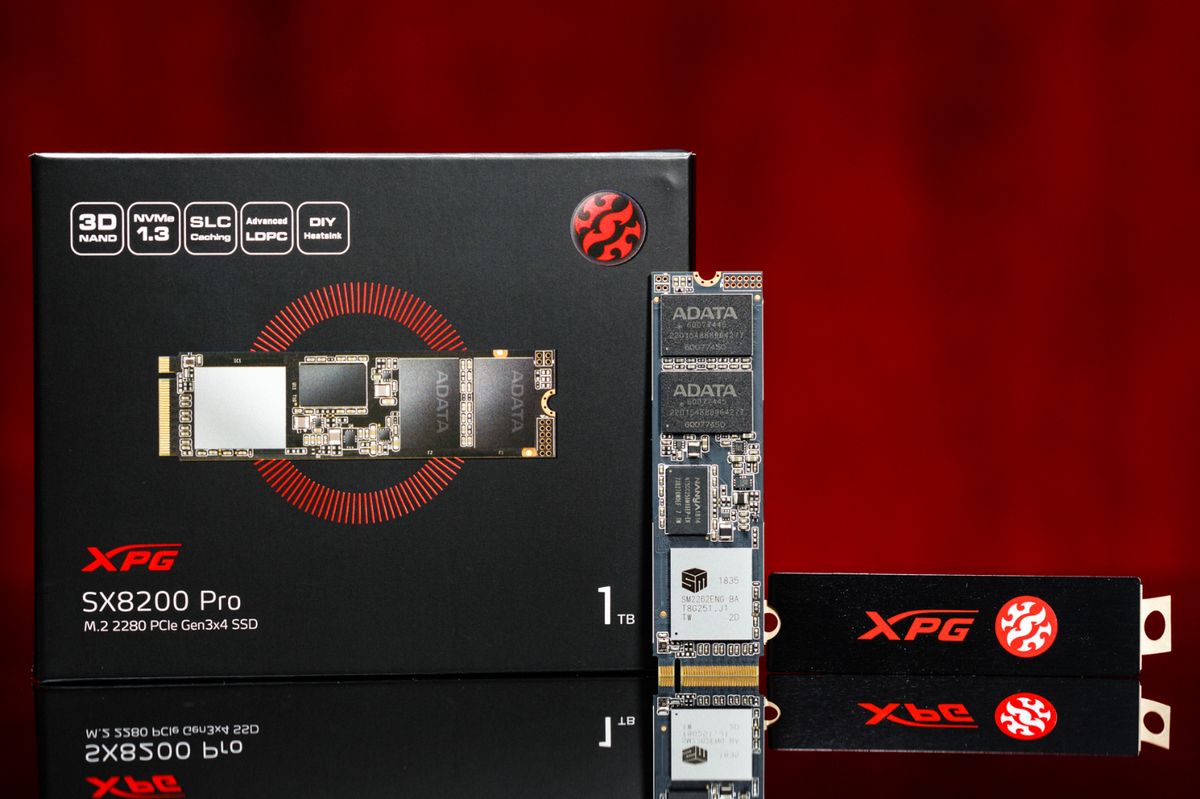 XPG SX8800 Pro 3D NAND NVMe Gen3x4 PCIe M.2 2280 Read/Write 3500/2700MB/s High Performance SSD ASX8800PNP-1TT-C 