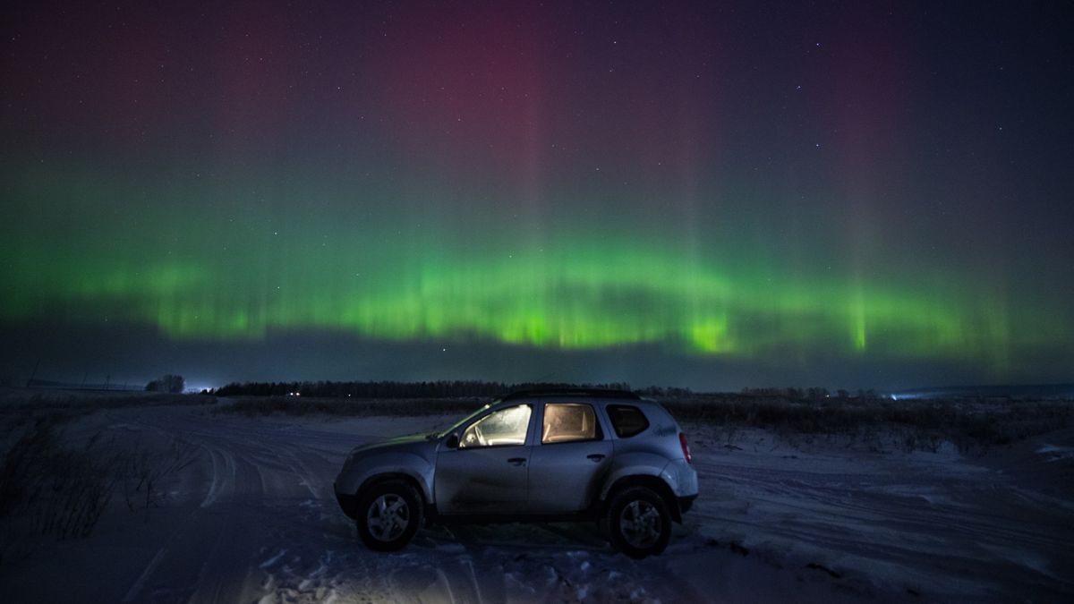 Aurora alert: Giant 'hole' in sun and strong geomagnetic storm converge to supercharge northern lights this weekend