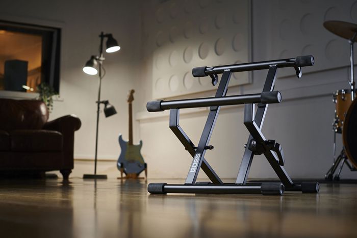 Boss BAS-1 amp stand