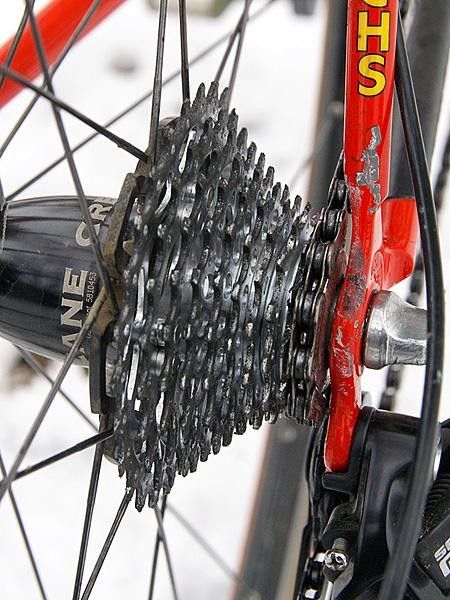 The OG-1070 cassette is heavier than the OG-1090 but it's far more tolerant of mud.