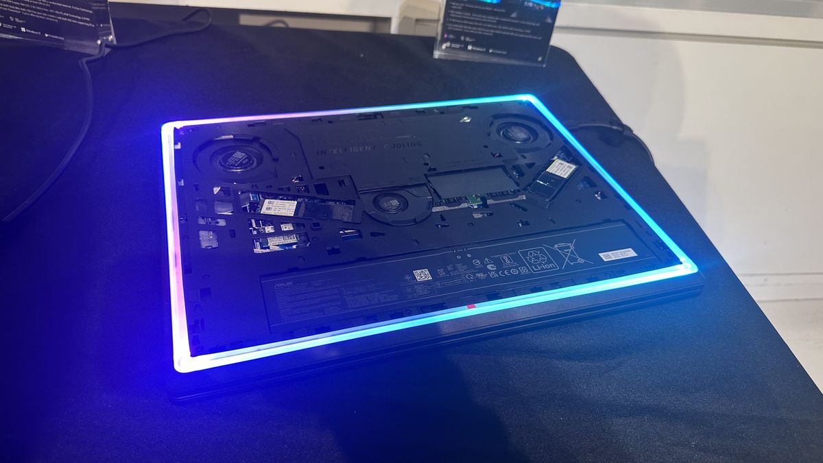Asus ROG Strix Scar 18