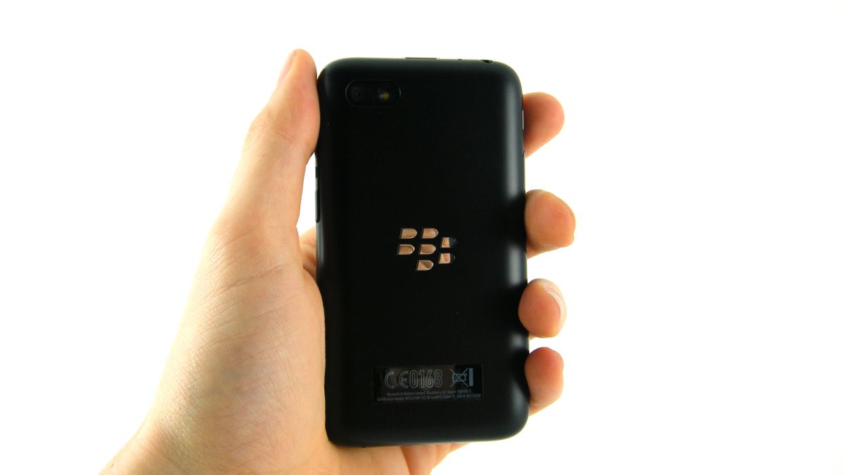 TMobile to stop stocking BlackBerry phones in its retail locations