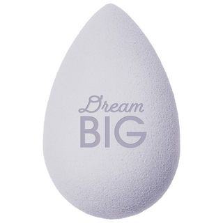 beautyblender that says "dream big"