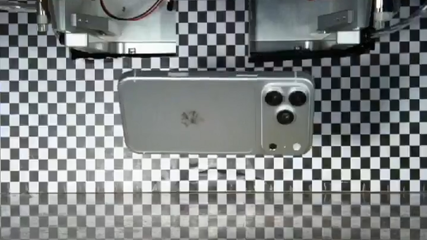 iPhone 18 Pro drop test
