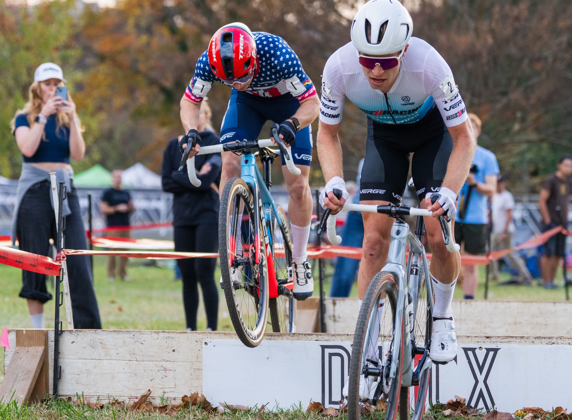 Defending champion Eric Brunner rides in front of eventual winner Andrew Strohmeyer